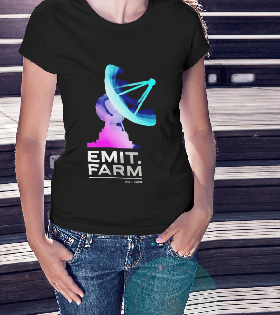 Emit Farm Est 2024 Satellite Dish Radio Telescope Science T-Shirt
