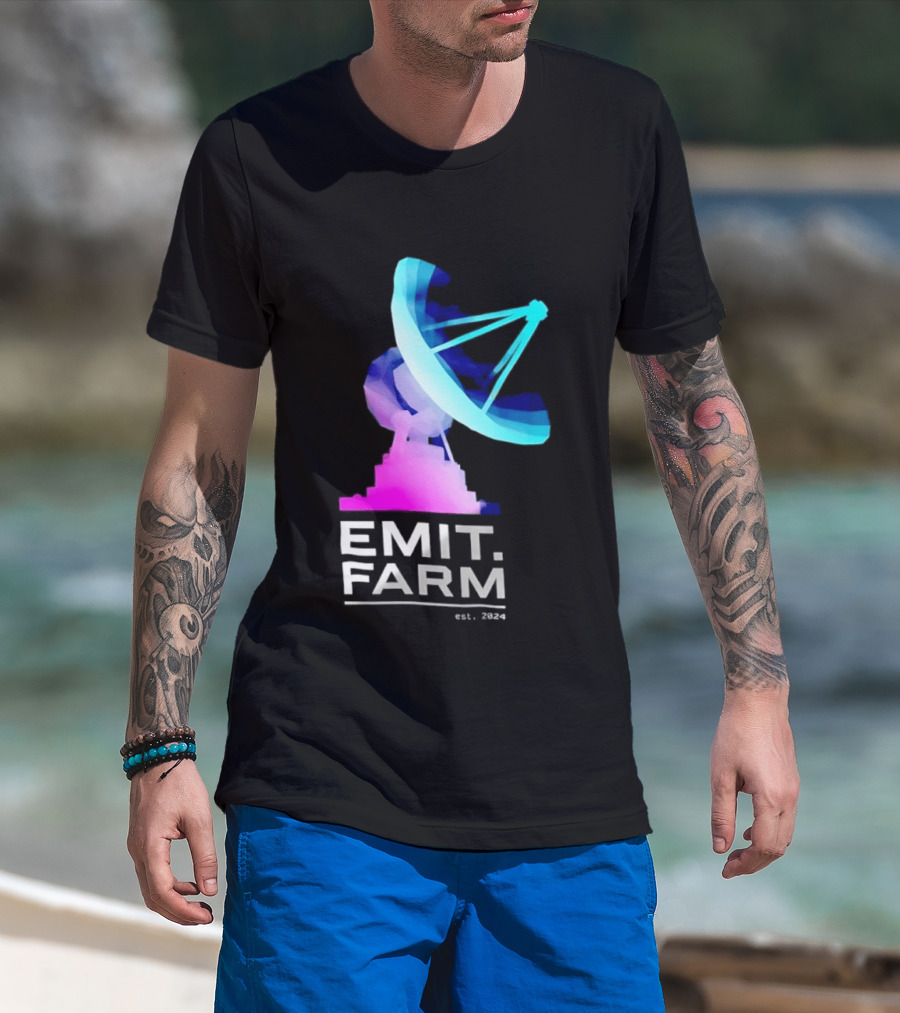 Emit Farm Est 2024 Satellite Dish Radio Telescope Science T-Shirt