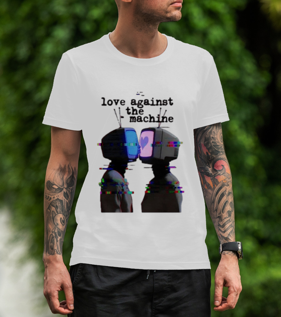 Love Against The Machine Two Television Heads Kissing Glitch Heart T-Shirt