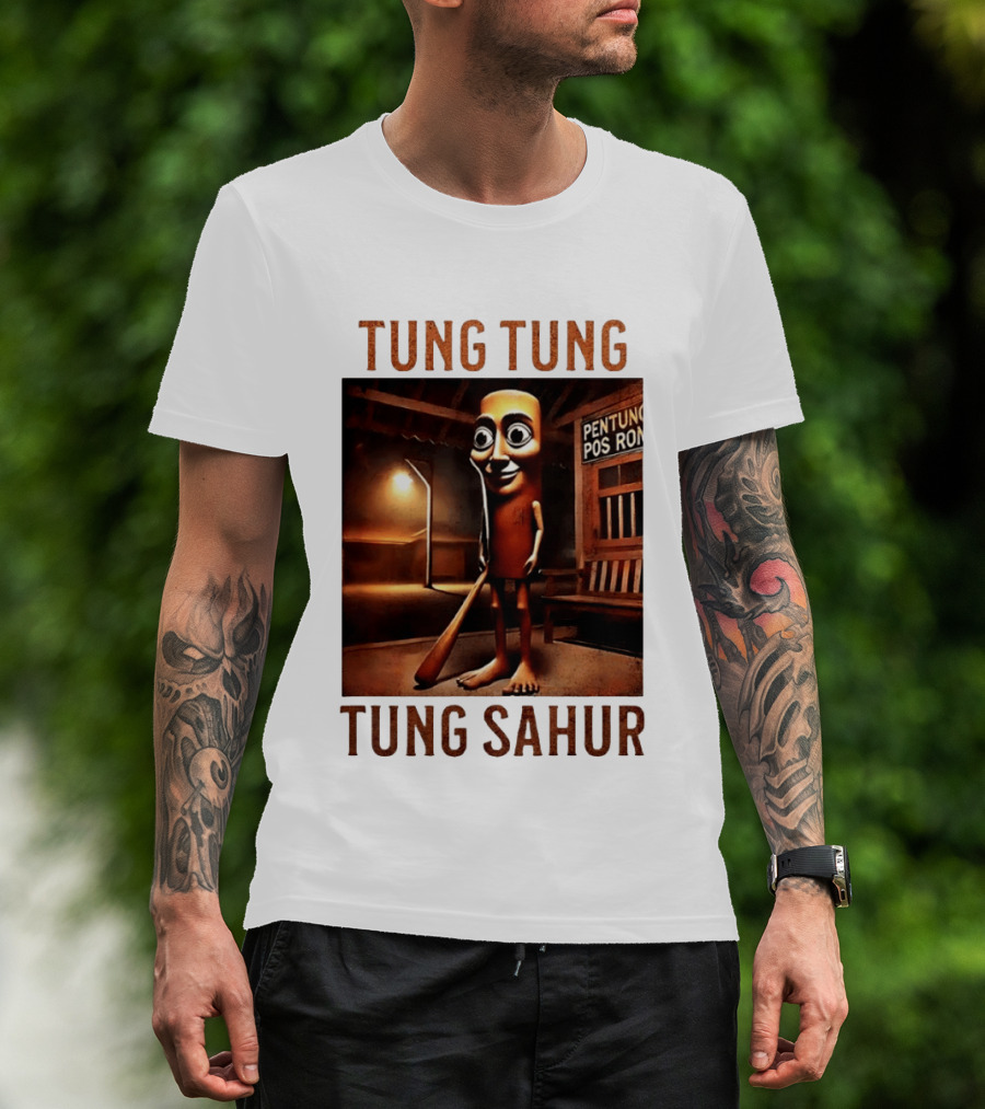 Tung Tung Tung Sahur Pentung Pos Ron Indonesian Culture Night Scene T-Shirt