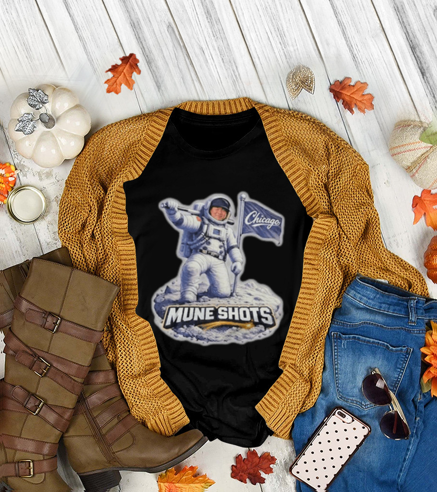 Murakami Astronaut Mune Shots Chicago White Sox T-Shirt