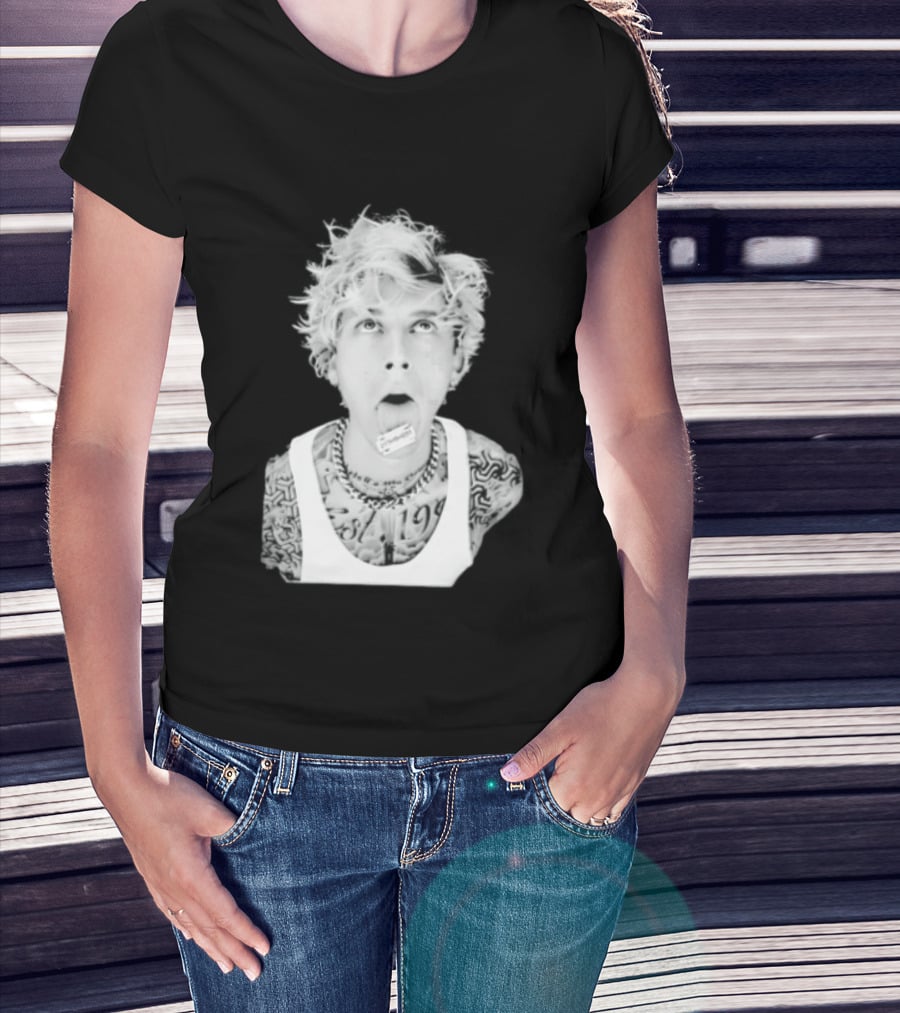 Machine Gun Kelly 1990 Blonde Hair Razor Tongue Tattoo Styling T-Shirt