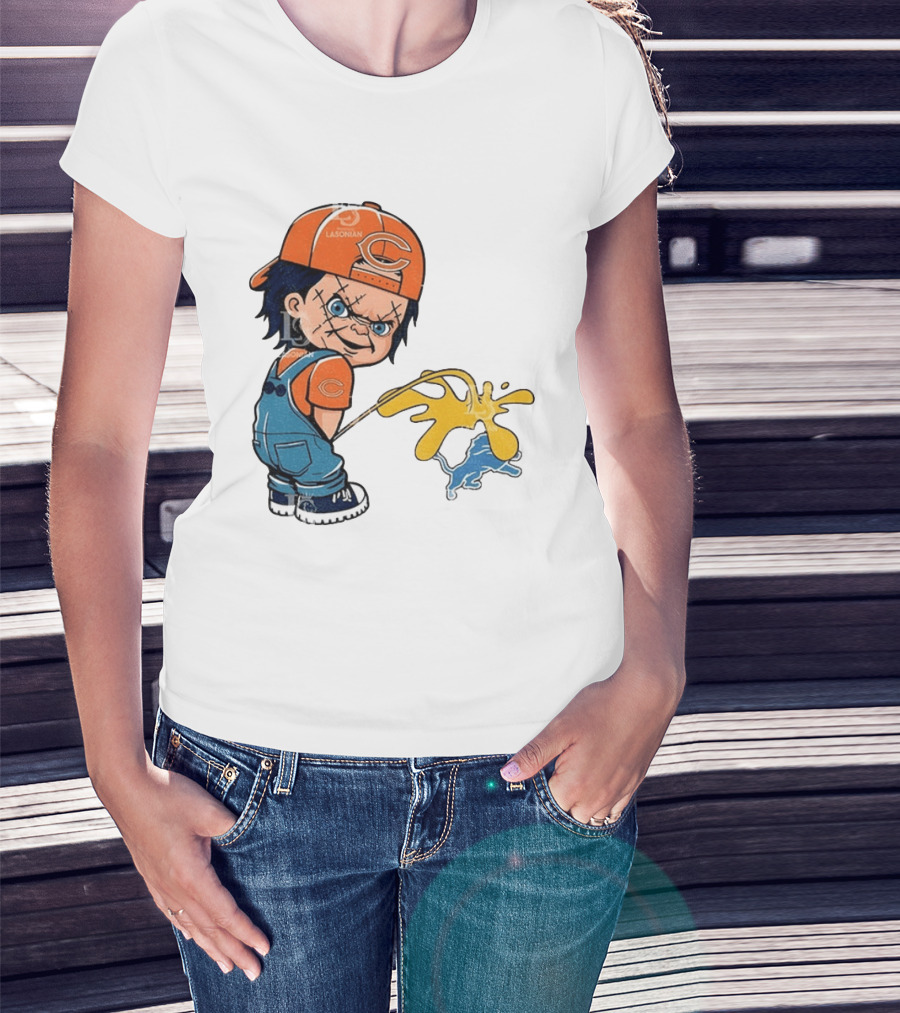 Chicago Bears Chucky Piss On Detroit Lions Rivalry Meme T-Shirt