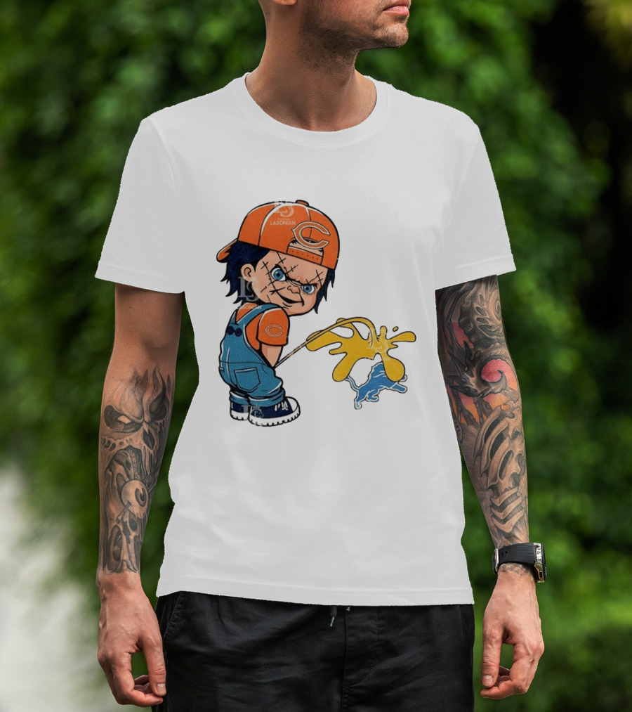 Chicago Bears Chucky Piss On Detroit Lions Rivalry Meme T-Shirt