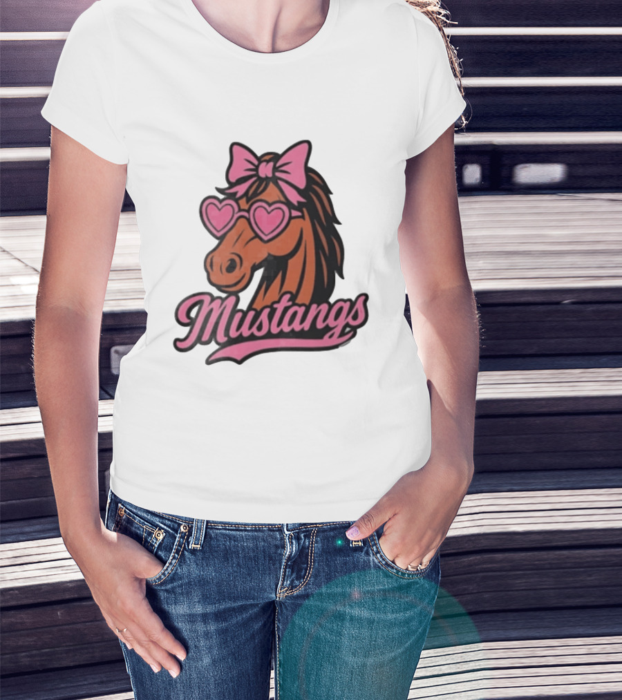 Mustangs Horse Pink Bow Heart Sunglasses T-Shirt
