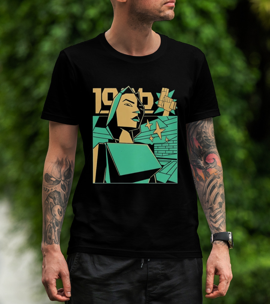 Lara Croft 1996 Polygon Style Tomb Raider Video Game T-Shirt