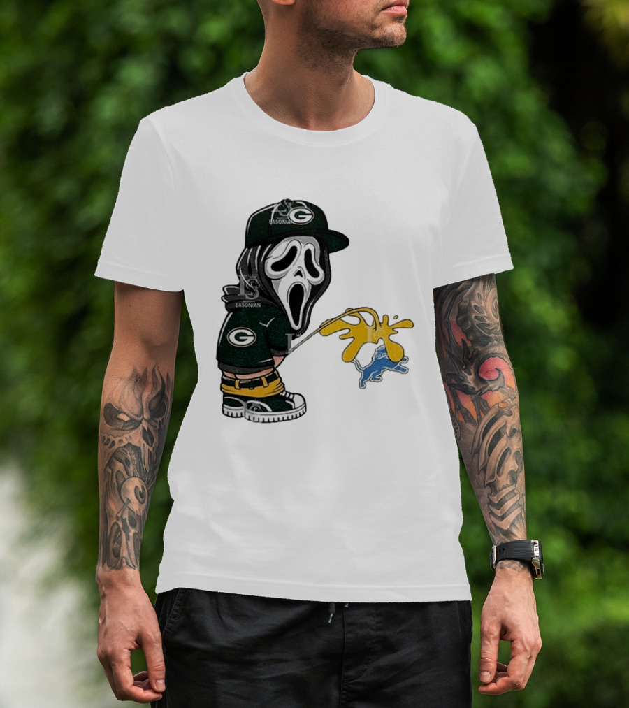 Green Bay Packers Ghostface Pissing On Detroit Lions NFL Rivalry T-Shirt