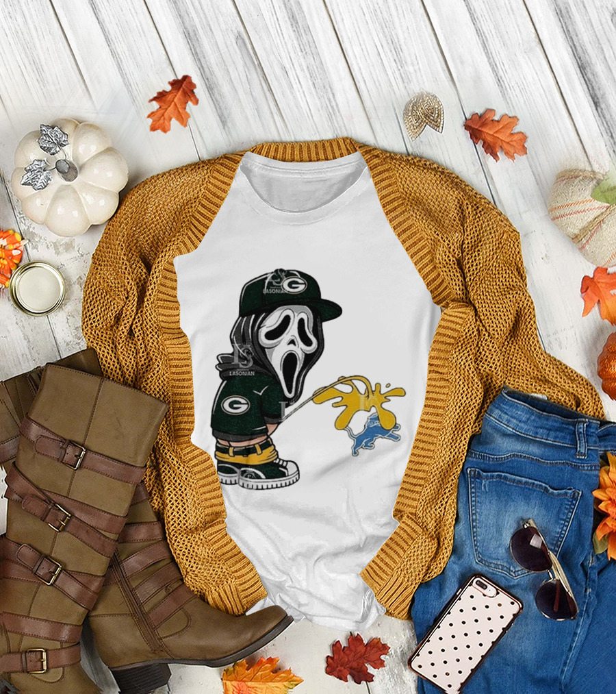 Green Bay Packers Ghostface Pissing On Detroit Lions NFL Rivalry T-Shirt