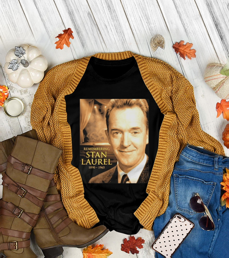 Remembering Stan Laurel 1890 1965 Vintage Theater T-Shirt