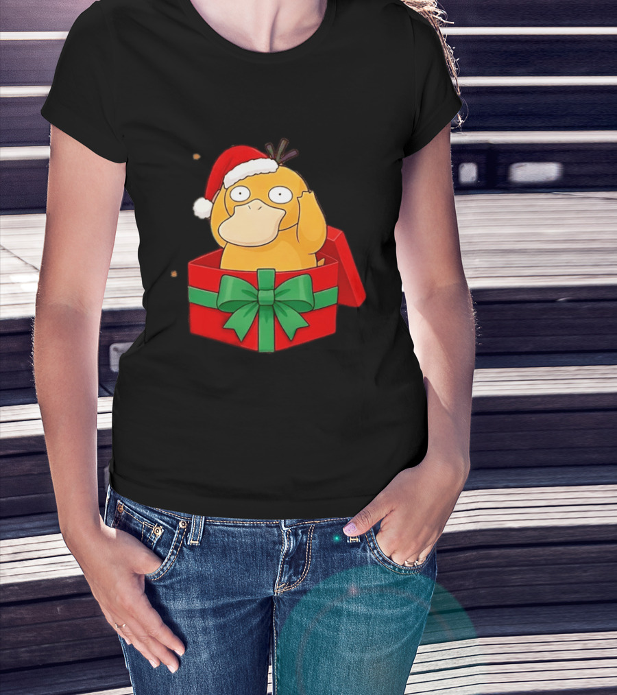 Psyduck Christmas Gift Box Wearing Santa Hat Pokemon T-Shirt