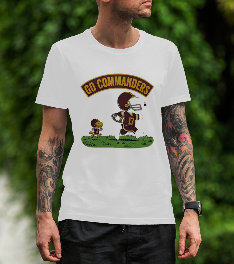 Go Commanders Snoopy Woodstock Football Number 17 Collaboration With Washington Commanders T-Shirt
