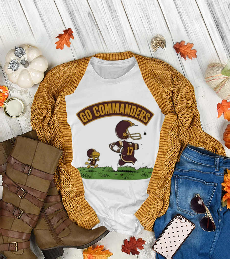 Go Commanders Snoopy Woodstock Football Number 17 Collaboration With Washington Commanders T-Shirt