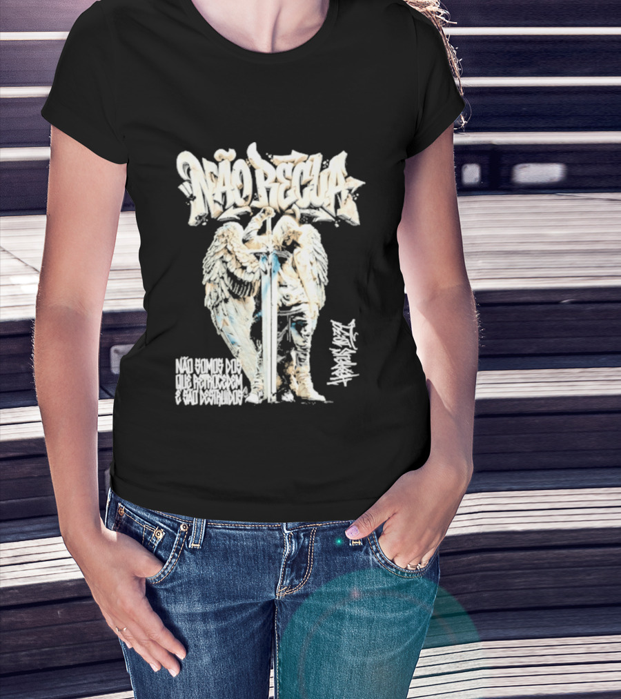 NÃO RECUA Angel Warrior Sword Faith Graffiti T-Shirt