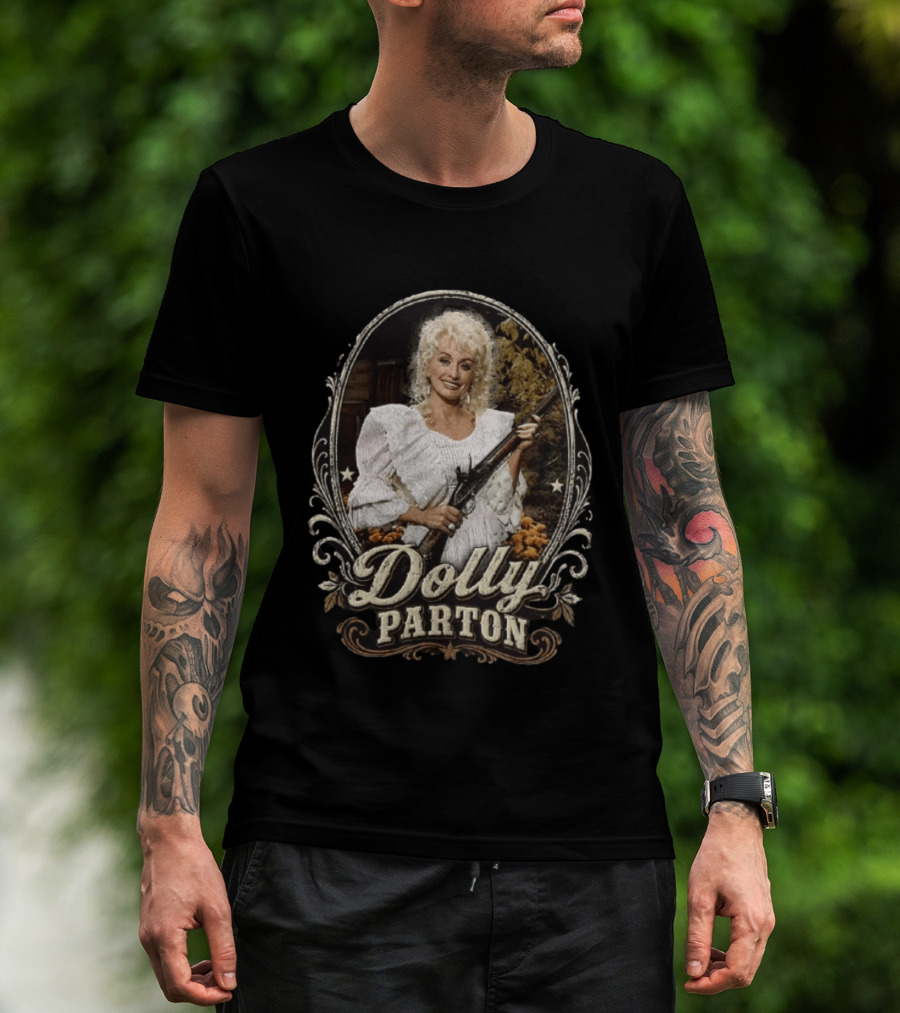 Dolly Parton Decorative Oval Frame With Musket T-Shirt