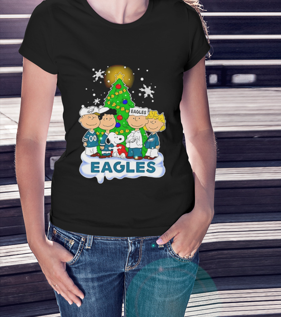 Peanuts Characters Christmas Tree Philadelphia Eagles T-Shirt