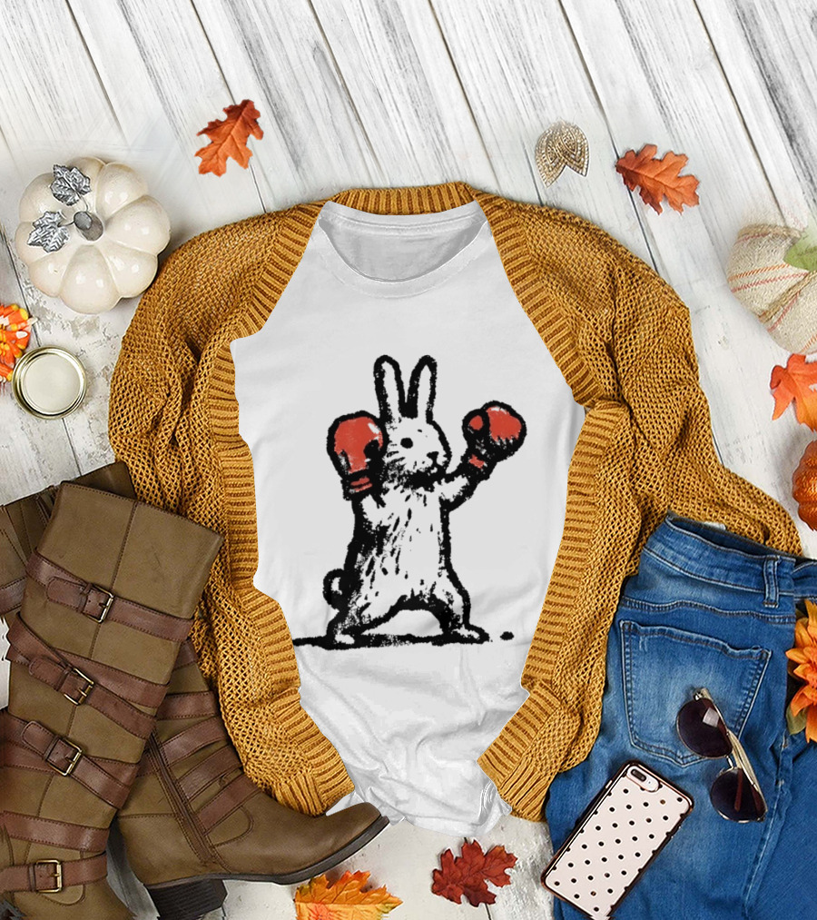 Boxing Rabbit Fighter Animal Sports Distressed T-Shirt