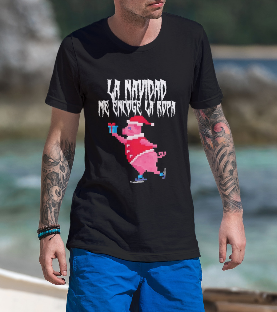 La Navidad Me Encoge La Ropa Tropical Death Pig Santa Holding T-Shirt