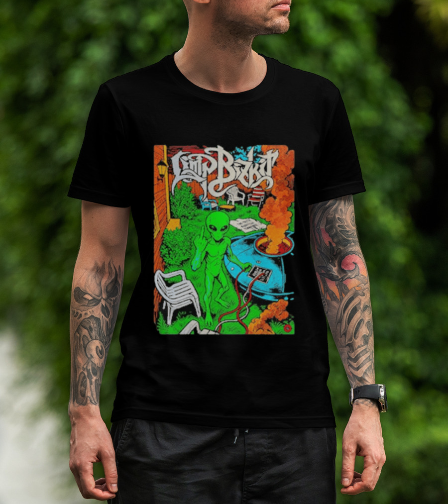 Limp Bizkit Alien Backyard Scene Nashville Tennessee The Truth October 11 And 12 2026 T-Shirt