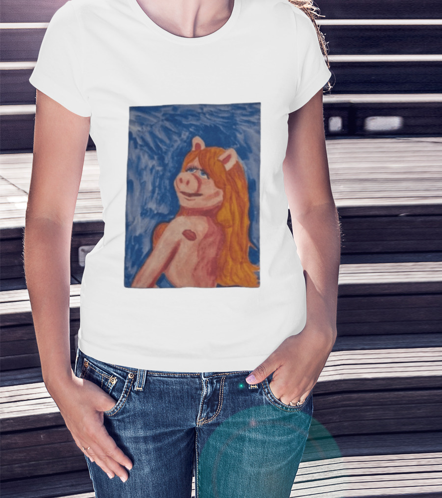 Miss Piggy Carpenter Painting The Muppets Miss Piggy Venus T-Shirt