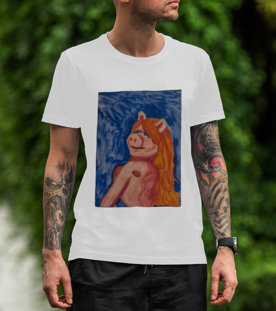 Miss Piggy Carpenter Painting The Muppets Miss Piggy Venus T-Shirt