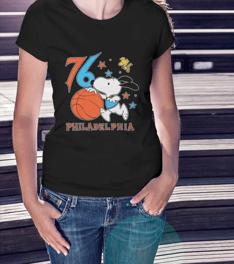 76 Philadelphia Snoopy Basketball Peanuts T-Shirt