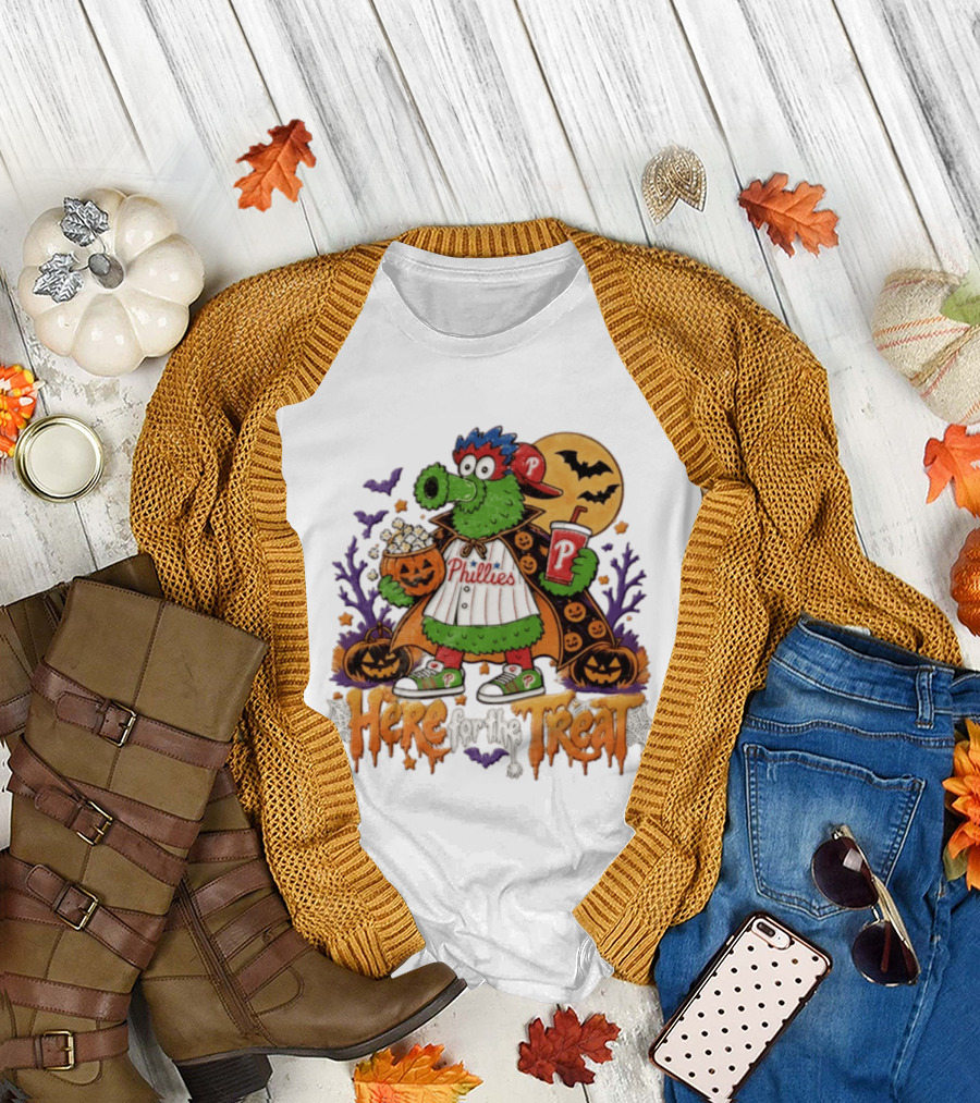 Halloween Phanatic Phillies Here For The Treat T-Shirt