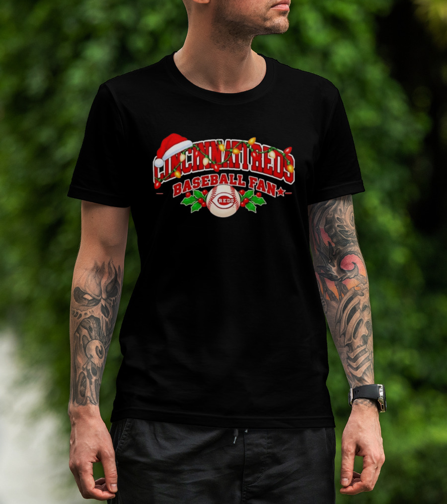 Cincinnati Reds Baseball Fan Christmas Lights Santa Hat T-Shirt