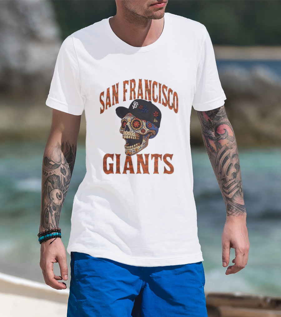 San Francisco Giants Sugar Skull Cap Floral Decor T-Shirt
