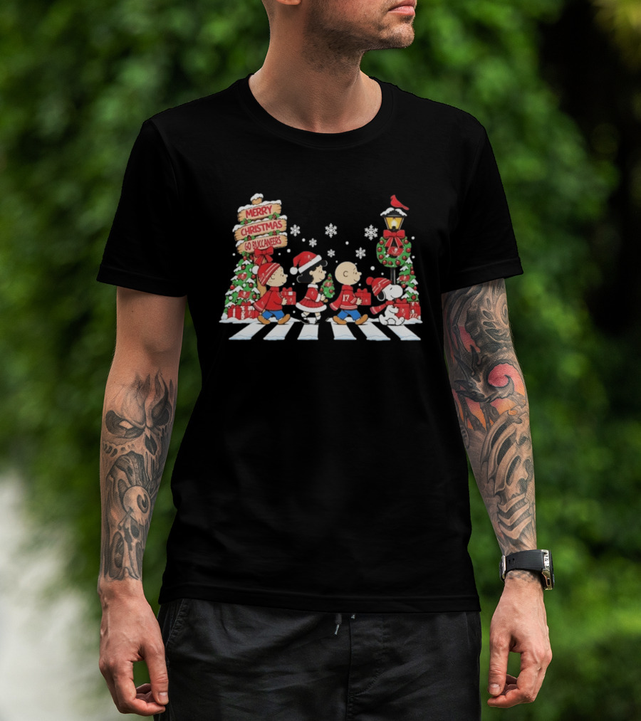 Merry Christmas Go Buccaneers Charlie Brown Snoopy Woodstock Tampa Bay Holiday T-Shirt