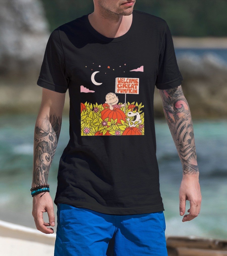 Linus And Snoopy Welcome Great Pumpkin Peanuts Moonlit Patch T-Shirt