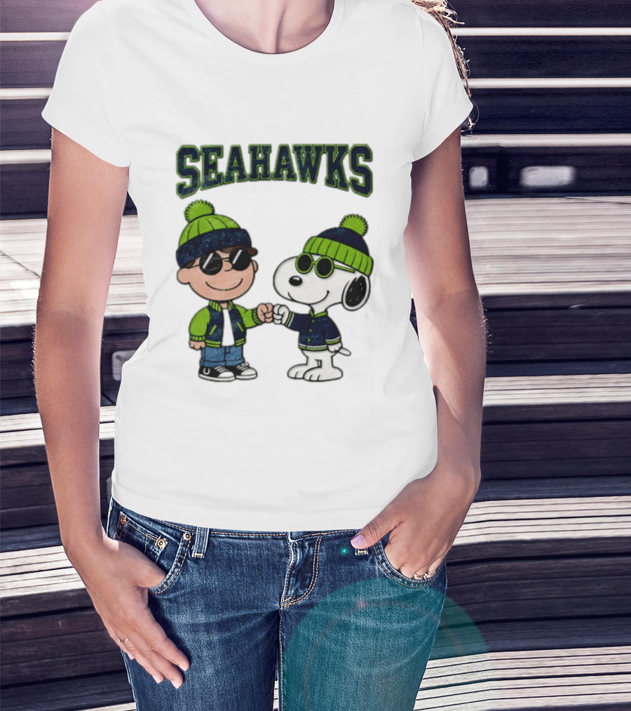Seattle Seahawks Charlie Brown Snoopy Fist Bump Fan Gear T-Shirt