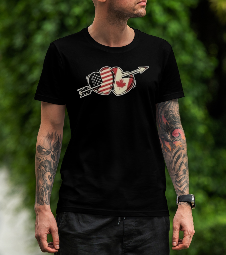 USA Canada Friendship Heart Flag American Canadian Maple Leaf Arrow T-Shirt