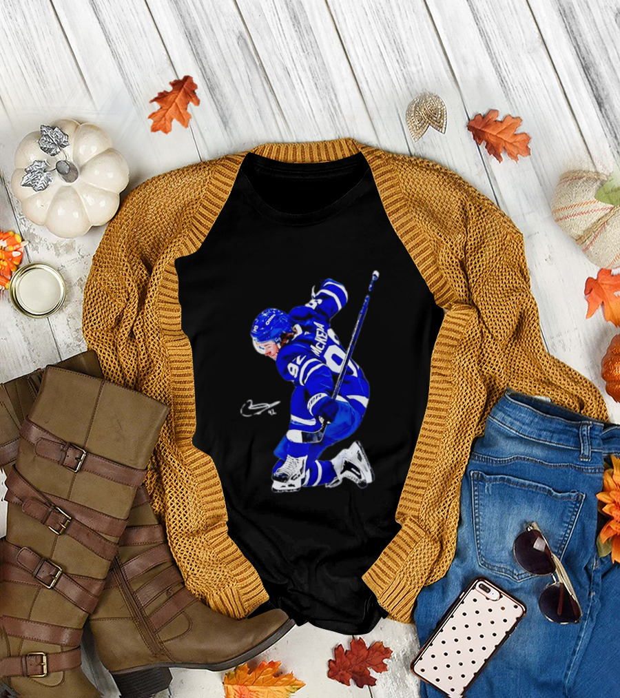 Toronto Maple Leafs John Tavares Player Action T-Shirt