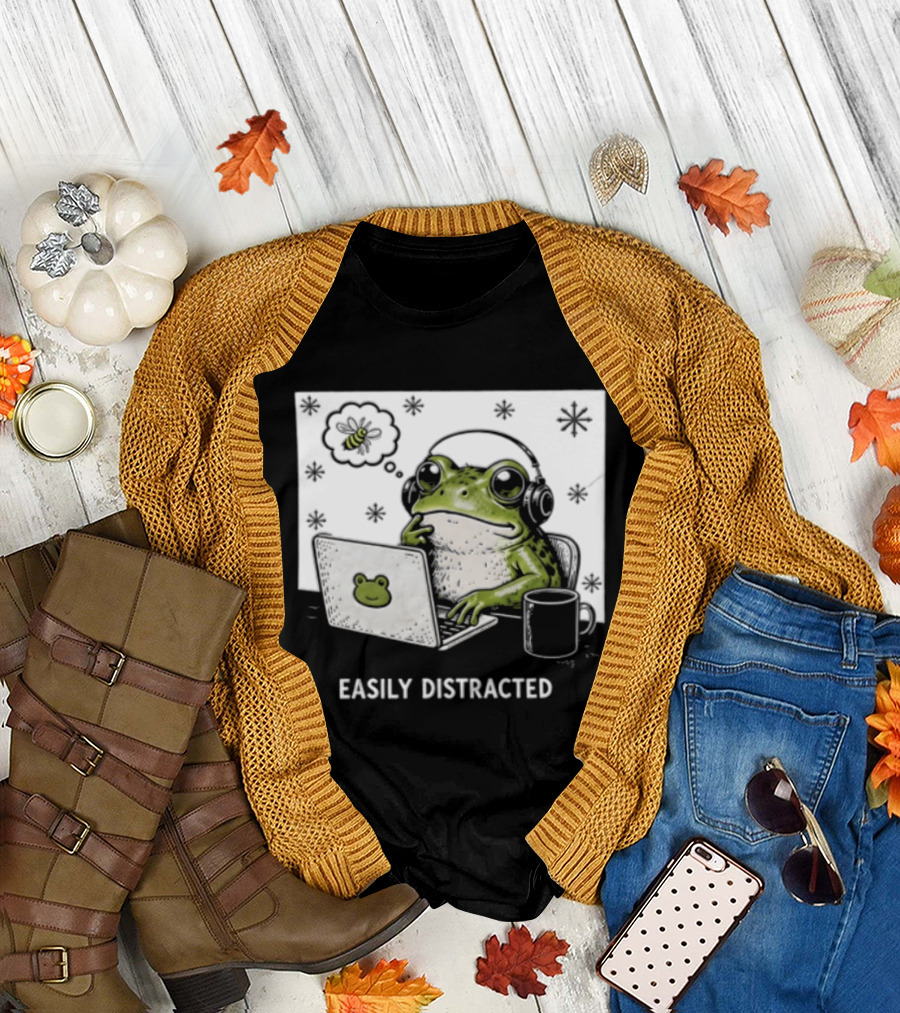 Easily Distracted Frog Laptop Headphones Christmas Frog T-Shirt