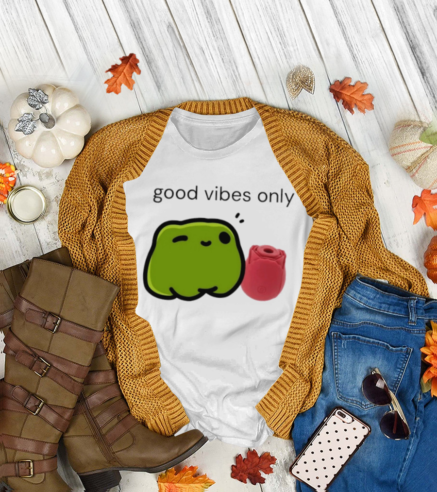Good Vibes Only Frog Winking With Red Rose Toy T-Shirt