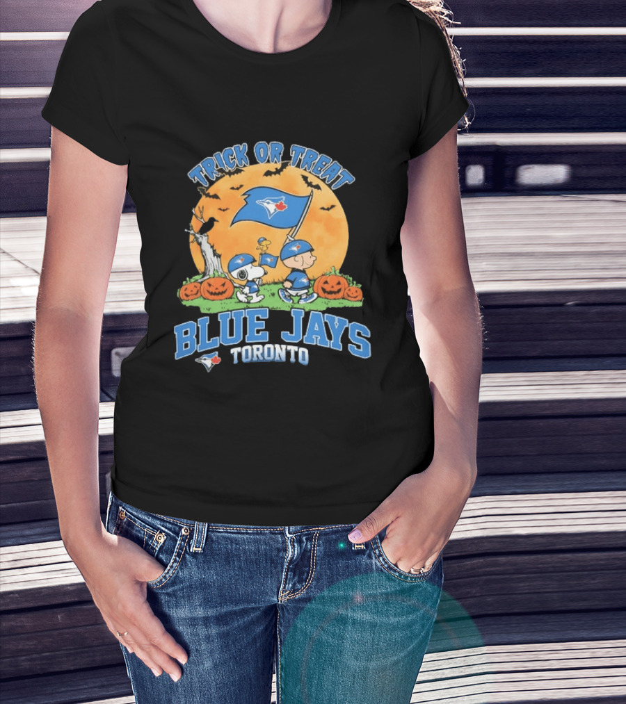 Trick Or Treat Toronto Blue Jays Peanuts Halloween T-Shirt