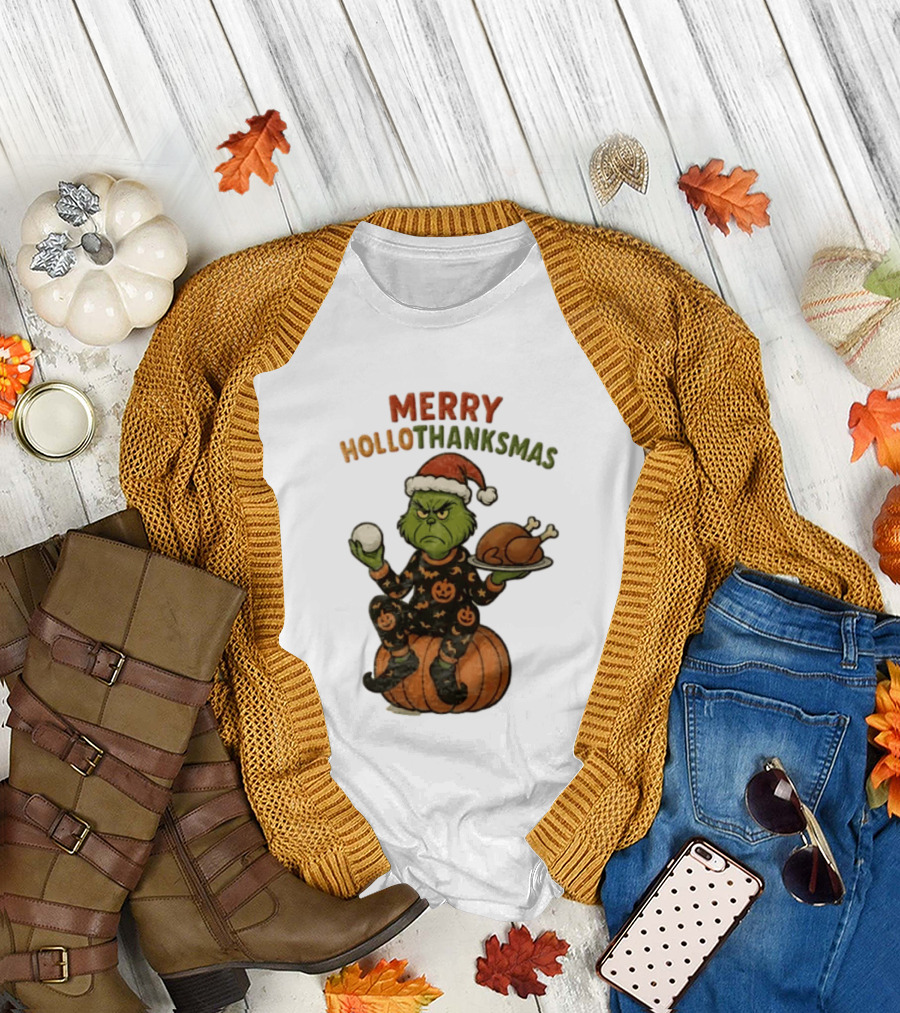 Merry Hollothanksmas The Grinch In Pumpkin Outfit With Santa Hat And Thanksgiving Turkey Plate T-Shirt