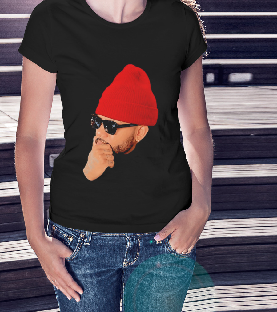 Bryson Tiller Wearing Red Beanie And Sunglasses T-Shirt