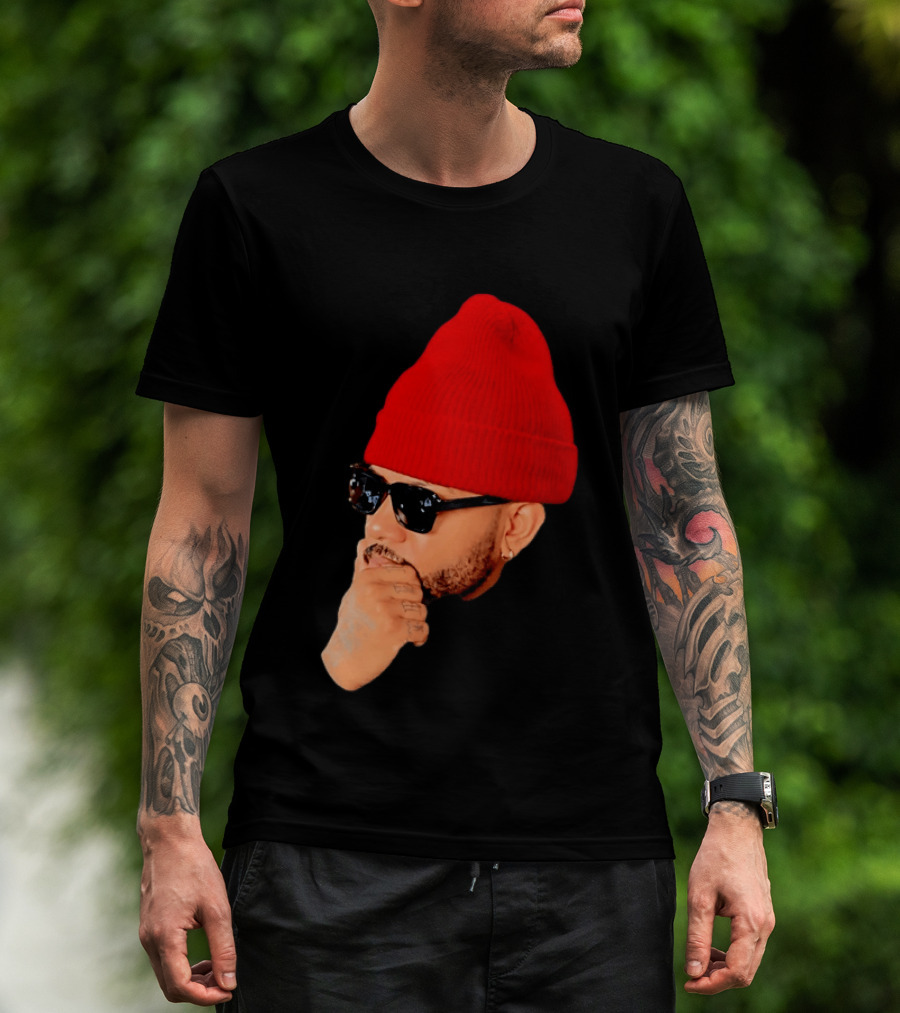 Bryson Tiller Wearing Red Beanie And Sunglasses T-Shirt