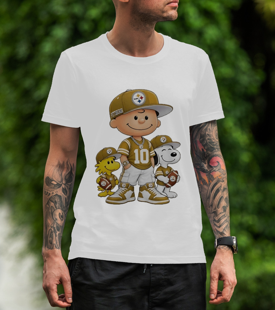 Pittsburgh Steelers Charlie Brown Woodstock Snoopy Number 10 Football Fans T-Shirt
