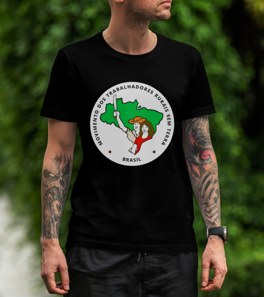 Movimento Dos Trabalhadores Rurais Sem Terra Brasil MST Symbol Map Iconic Brazilian Map T-Shirt