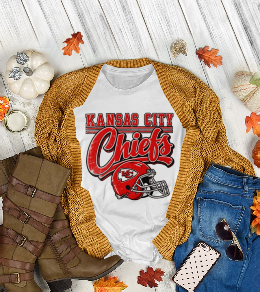 Kansas City Chiefs Red Helmet KC T-Shirt