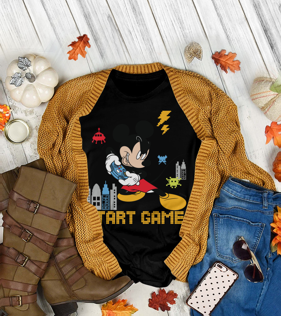 Mickey Holding Controller Retro Gaming City Start Game T-Shirt