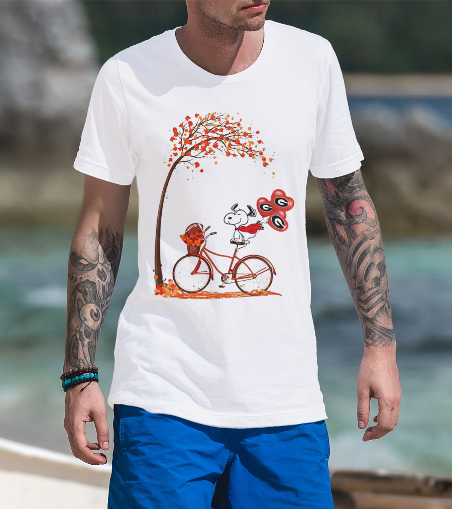 Snoopy Georgia Football Fall Bicycle Balloons T-Shirt