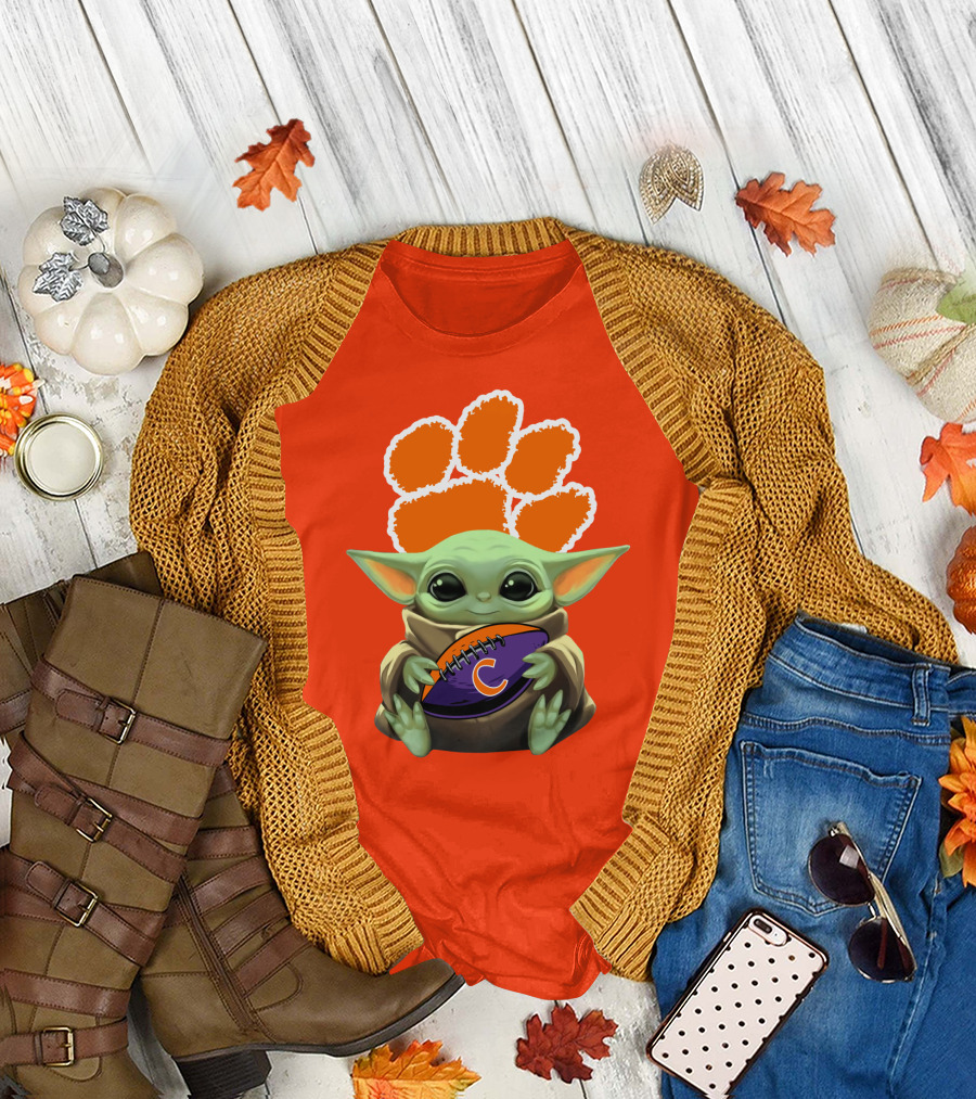 Clemson Tigers Baby Yoda Football Fan T-Shirt