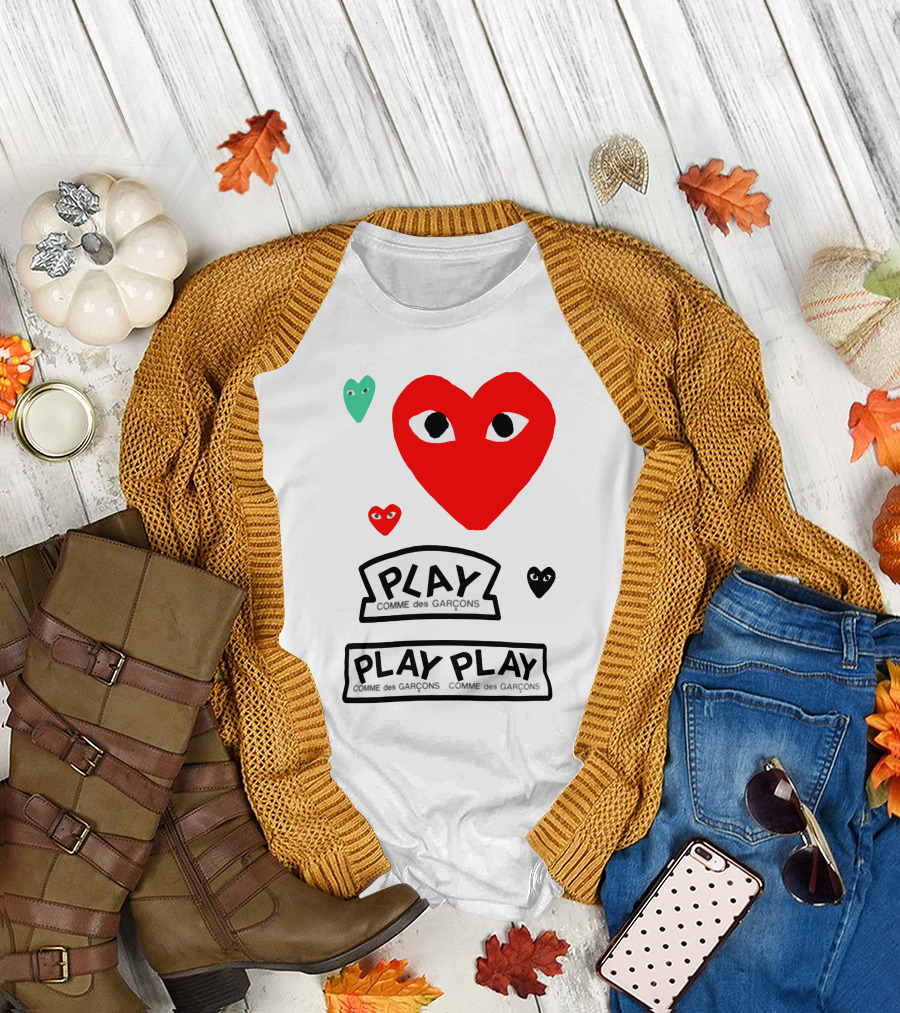 PLAY Comme Des Garçons Heart Faces T-Shirt