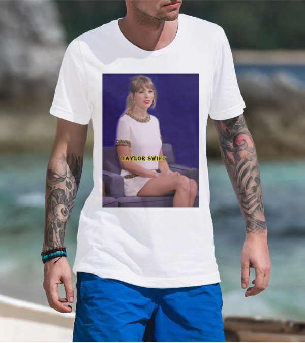 TAYLOR SWIFT Fans Theory About Actress In 10-Minute 'All Too Well' T-Shirt