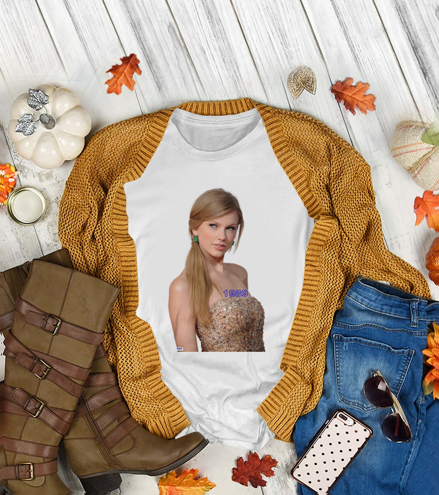 Taylor Swift 1989 Special Pictures Singersceleb T-Shirt
