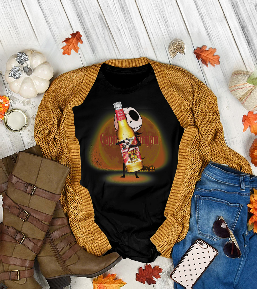 Jack Captain Morgan Mutineer Rum Halloween Moon T-Shirt
