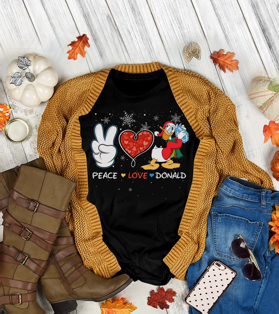 Peace Love Donald Duck Christmas Gift Snowflakes T-Shirt